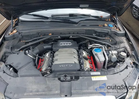 2010 Audi Q5 3.2 Premium z USA, uszkodzony, nr VIN WA1LKBFP8AA105530